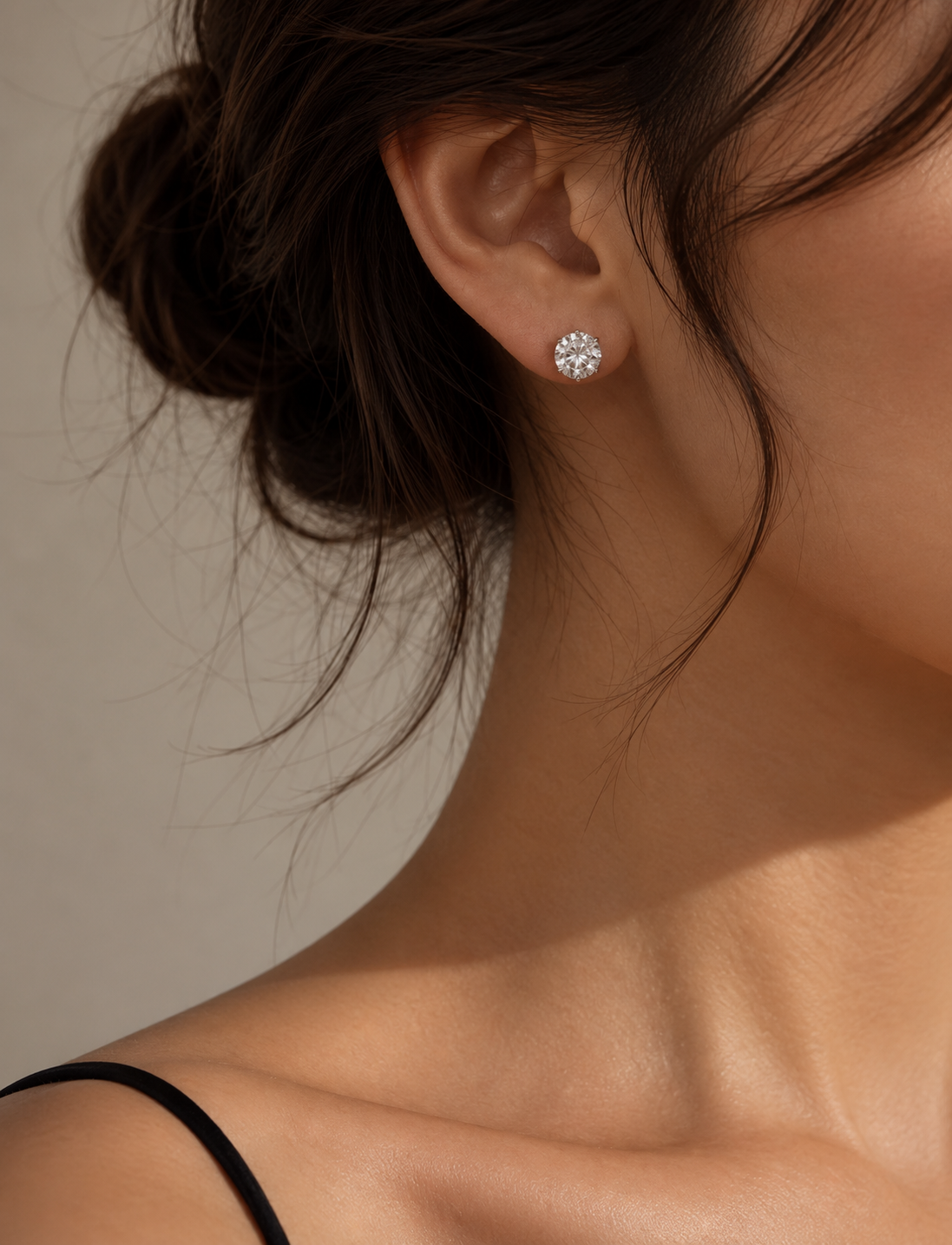 Classic Round Diamond Stud Earrings
