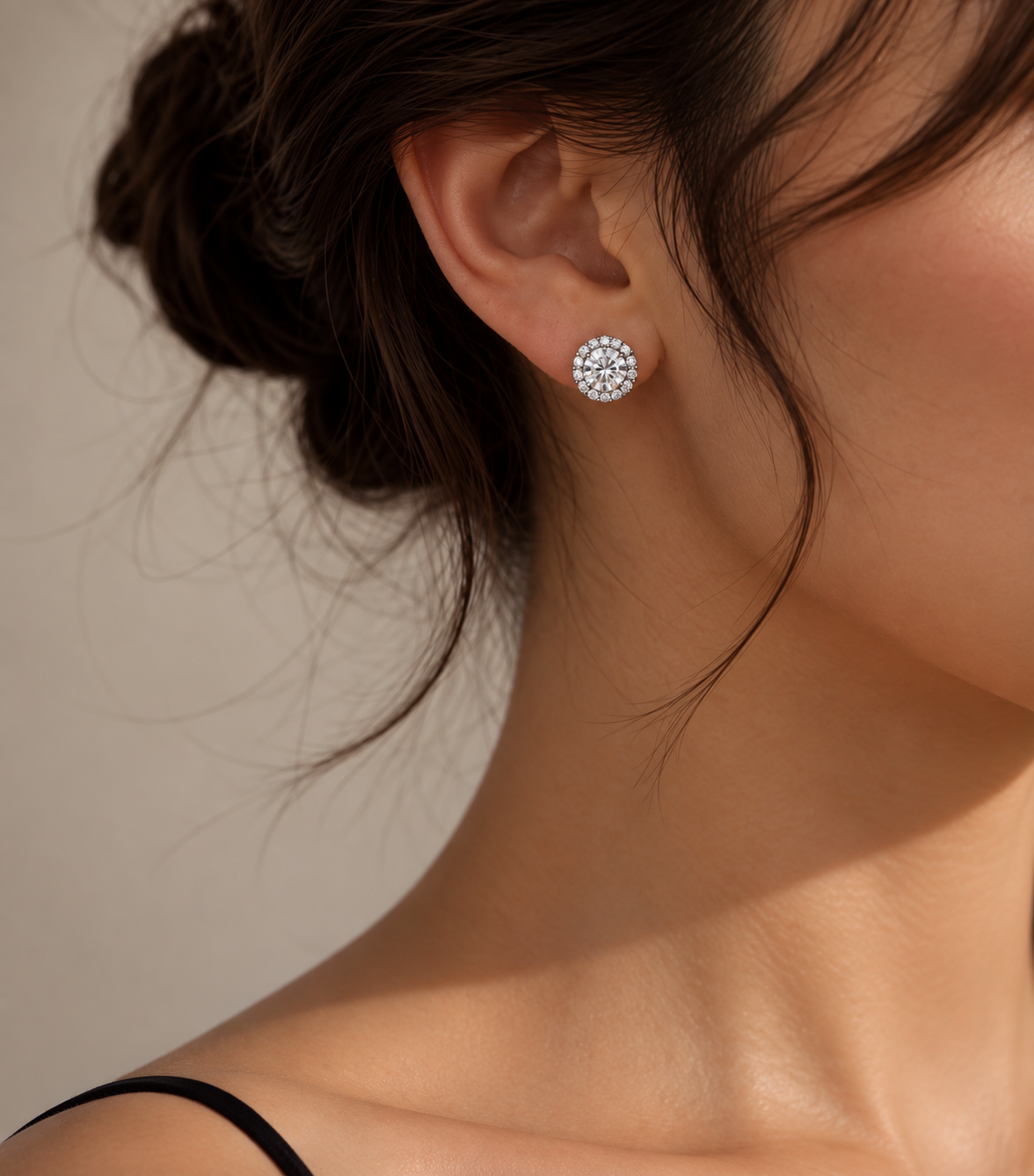 Round Halo Diamond Studs Earrings